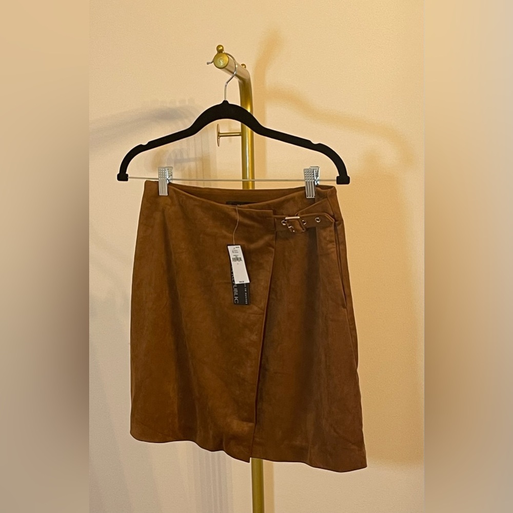 Banana republic suede wrap skirt 2